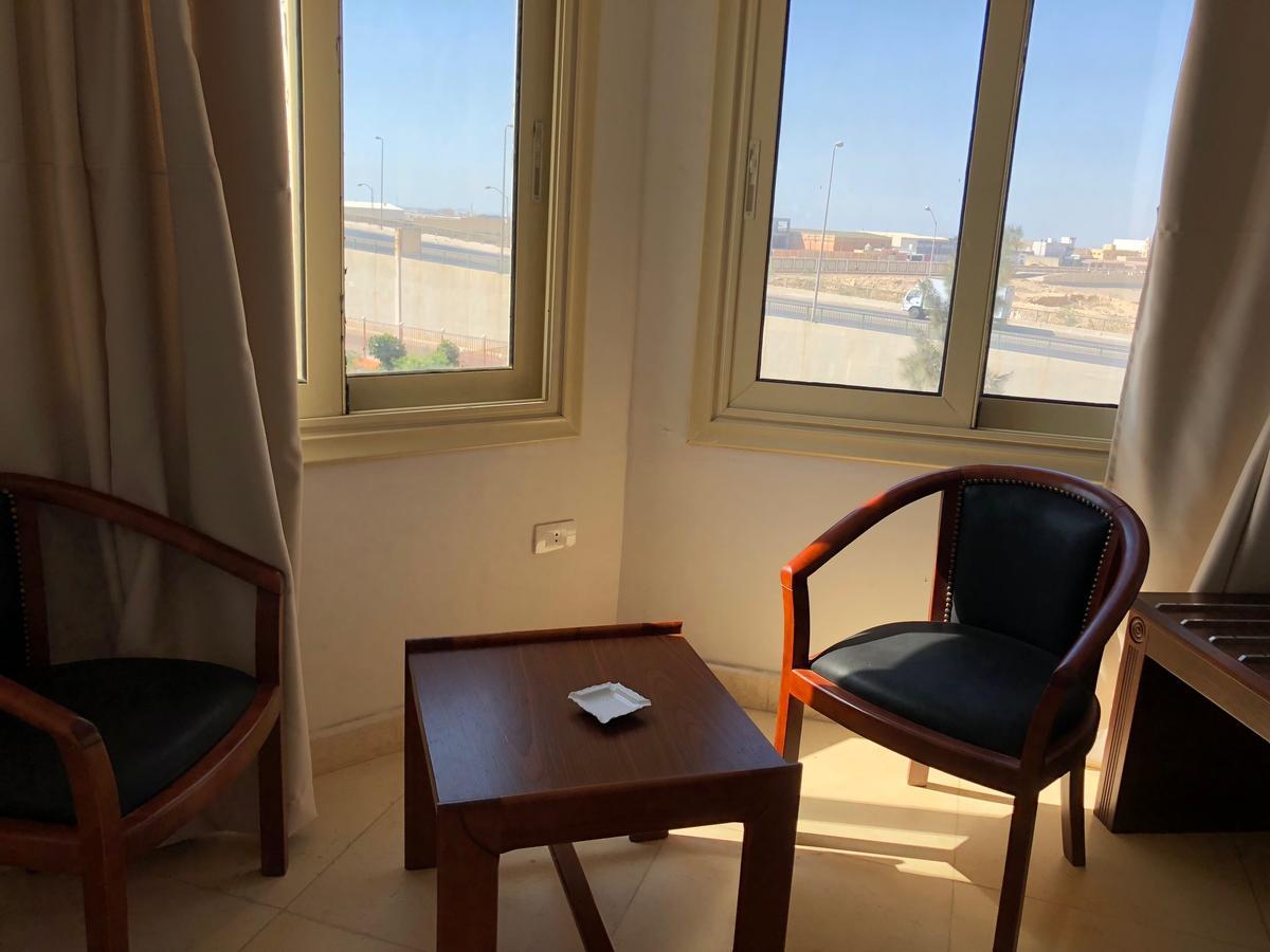 Royal Nj Hotel Borg El Arab Ngoại thất bức ảnh